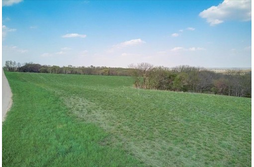 4.1 ACRES Primrose Center Road, Belleville, WI 53508