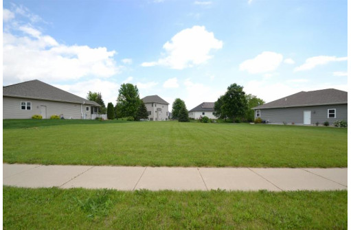 LOT 35 Memorial Circle, Windsor, WI 53598