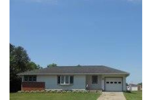 420 S Preston Avenue, Reedsburg, WI 53959-1834