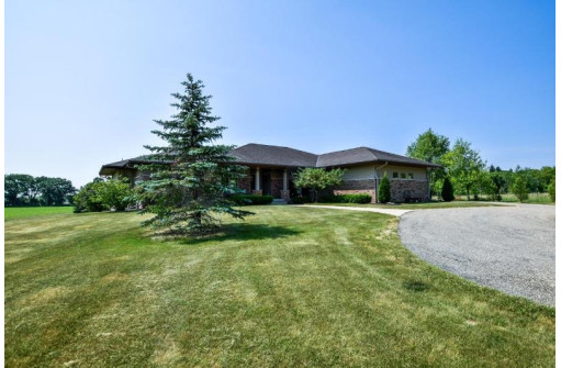 3935 County Road A, Stoughton, WI 53589