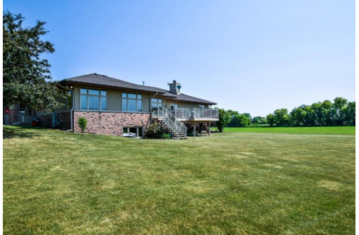 3935 County Road A, Stoughton, WI 53589