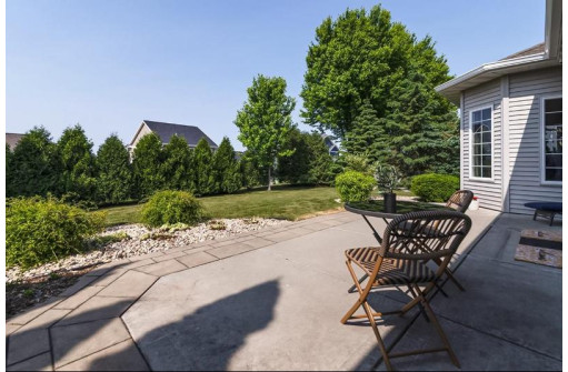 2246 Stonehaven Drive, Sun Prairie, WI 53590