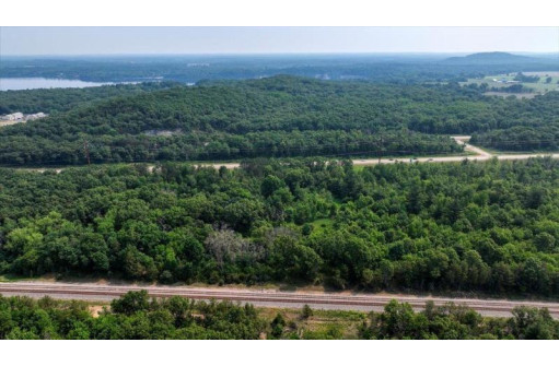 32.7+/- ACRES Oak Glen Circle, Lyndon Station, WI 53944