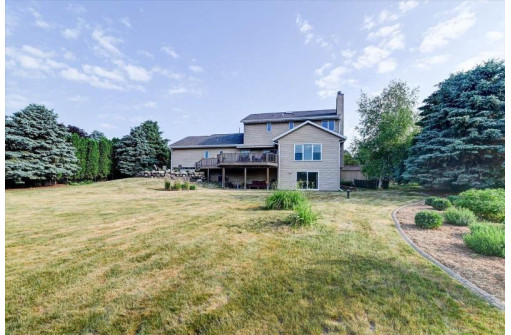 8514 Stonebrook Circle, Middleton, WI 53562