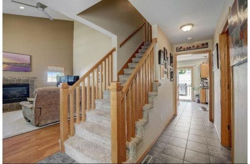 7809 Wood Reed Drive, Madison, WI 53719