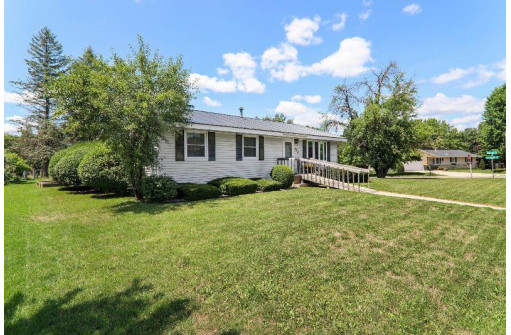 2531 Brewery Road, Cross Plains, WI 53528