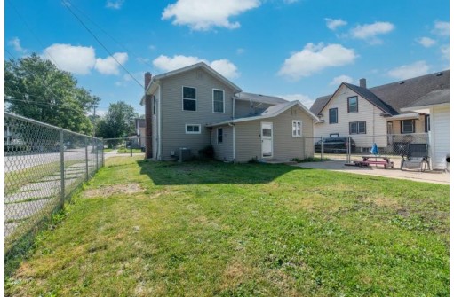 339 N Chatham Street, Janesville, WI 53548