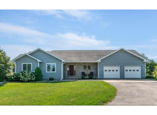 4531 Penny Lane Dodgeville, WI 53533