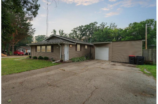 N1041 Olson Road, Edgerton, WI 53534