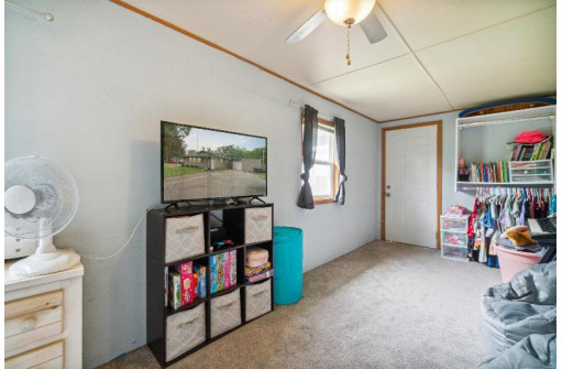 N1041 Olson Road, Edgerton, WI 53534