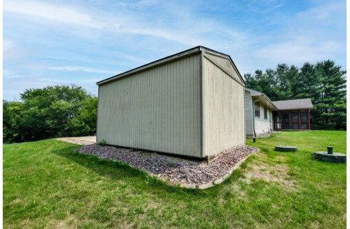 W13271 Klamer Road, Lodi, WI 53555