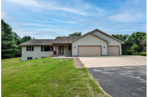 W13271 Klamer Road, Lodi, WI 53555