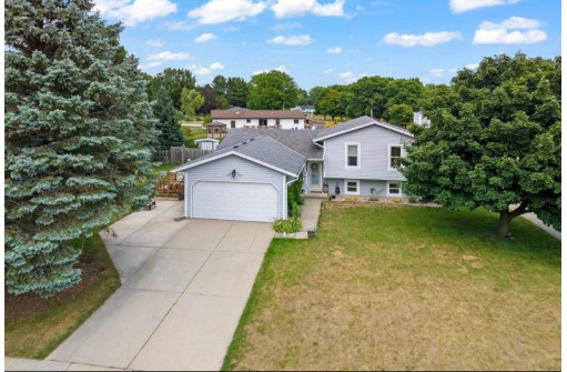 381 Cherry Wood Drive, Oregon, WI 53575