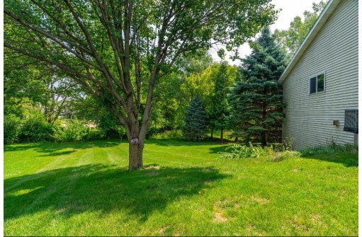 400 Roland Court, Cottage Grove, WI 53527