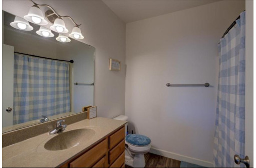 141 Metro Terrace 207, Madison, WI 53718