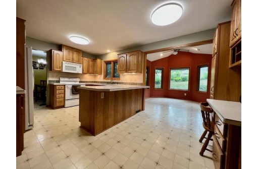 6321 Putnam Road, Madison, WI 53711