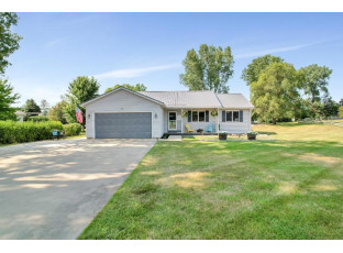 N6735 Donlin Drive Pardeeville, WI 53954