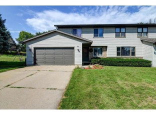 429 Old Indian Trail DeForest, WI 53532