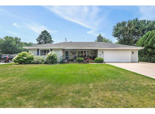 2426 Sauk Drive Janesville, WI 53545