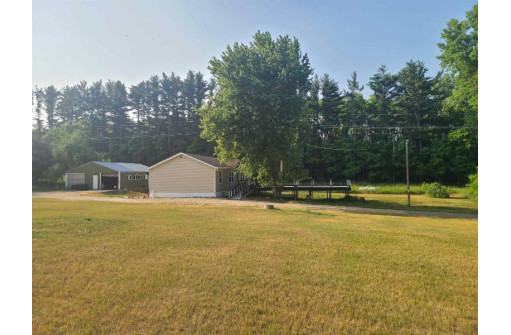 3377 3rd Lane, Oxford, WI 53952