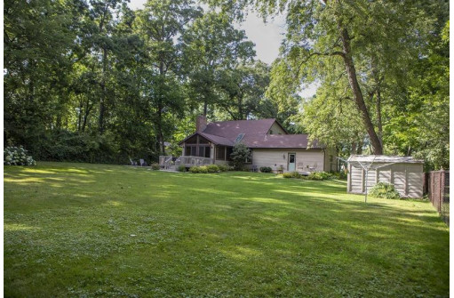 1377 Hommen Road, Deerfield, WI 53531