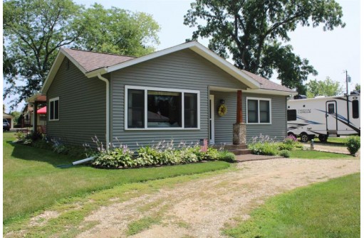 1420 Blodgett Lane, Delavan, WI 53115-9999