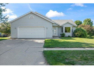 704 W Lexington Parkway DeForest, WI 53532