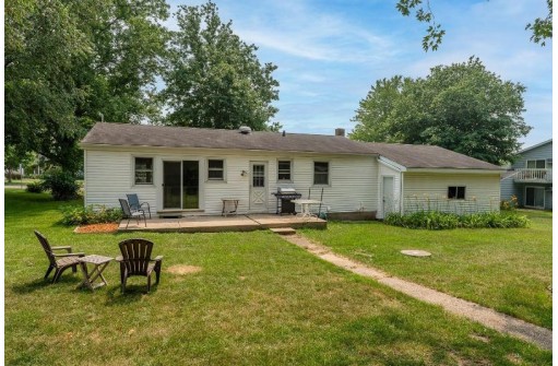 350 Madison Avenue, Baraboo, WI 53913