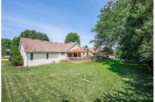 136 Vilas Hibbard Parkway, Lodi, WI 53555