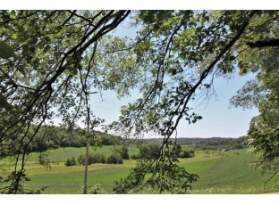 6.6AC Butternut Road Spring Green, WI 53588