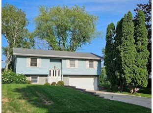 1125 W Circle Drive Beaver Dam, WI 53916