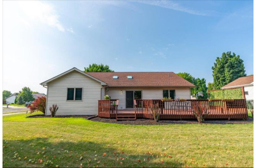 2312 Richmond Court, Sun Prairie, WI 53590