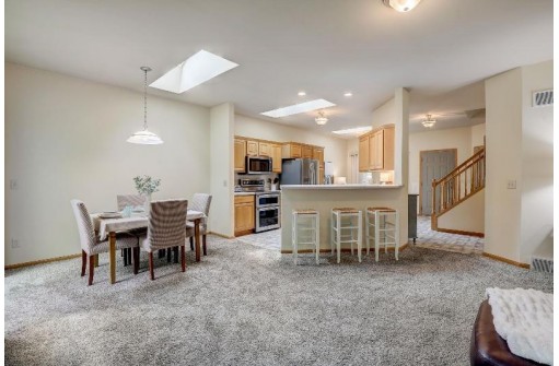 6915 Old Sauk Court, Madison, WI 53717