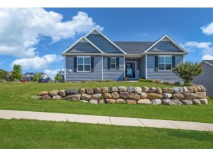 404 Blackburn Bay Drive Verona, WI 53593