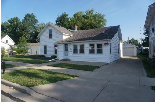 412 E Nott Street, Tomah, WI 54660