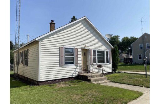 626 Roosevelt Street, Waupun, WI 53963