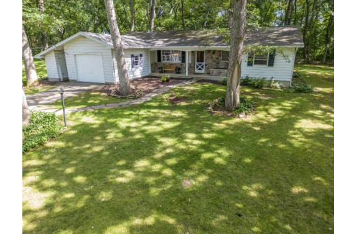 2982 Roidt Drive, Stoughton, WI 53589