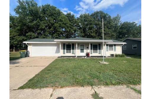 546 Reed Street, Reedsburg, WI 53959