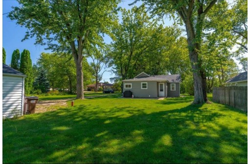 11529 N Maple Drive, Edgerton, WI 53534