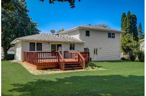 4402 Sequoia Drive, Windsor, WI 53598