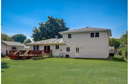 4402 Sequoia Drive, Windsor, WI 53598