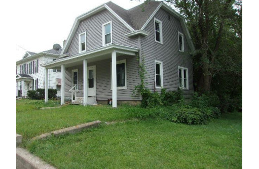 375 W Adams Street, Platteville, WI 53818-0000