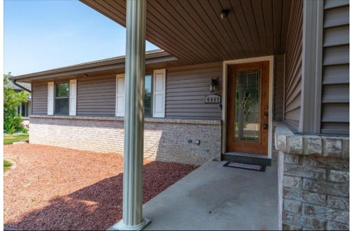 4409 Southwyck Drive, Janesville, WI 53546