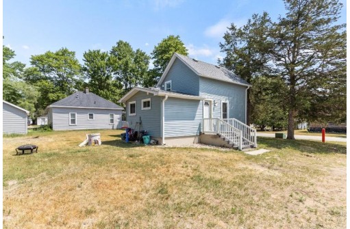 613 S Miller Street, Oxford, WI 53952