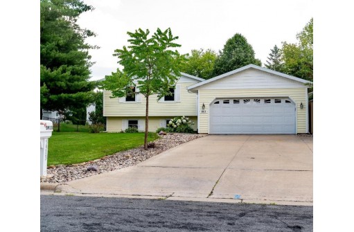 5913 Glenway Street, McFarland, WI 53558