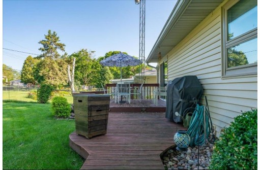 1626 Tarragon Drive, Madison, WI 53716