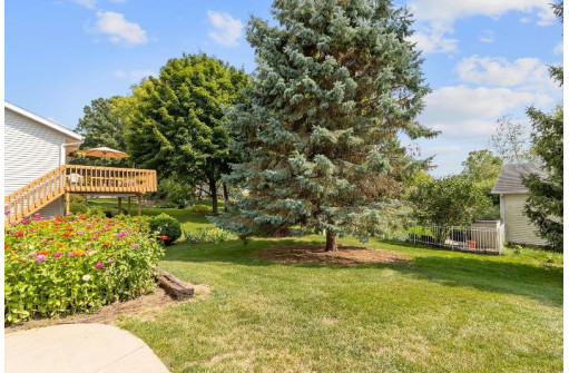 7241 Gladstone Drive, Madison, WI 53719