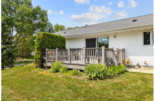 7241 Gladstone Drive, Madison, WI 53719