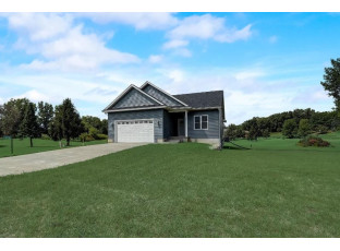 N6745 Clover Lane Pardeeville, WI 53954