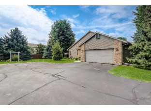 1171 Sawyer Way 12 Sun Prairie, WI 53590